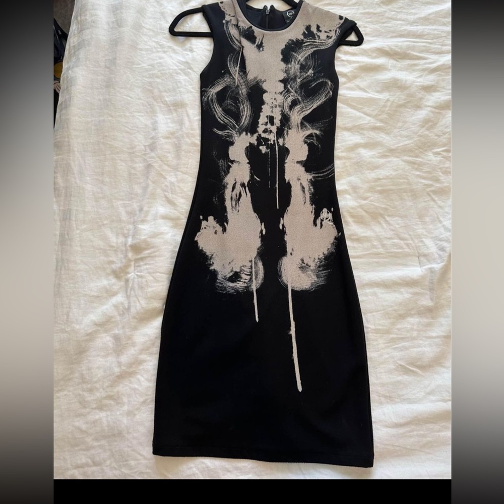 Alexander McQueen ladies dress size 38